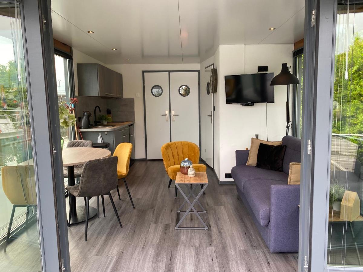 Отель Houseboat De Amstel Монникендам Экстерьер фото